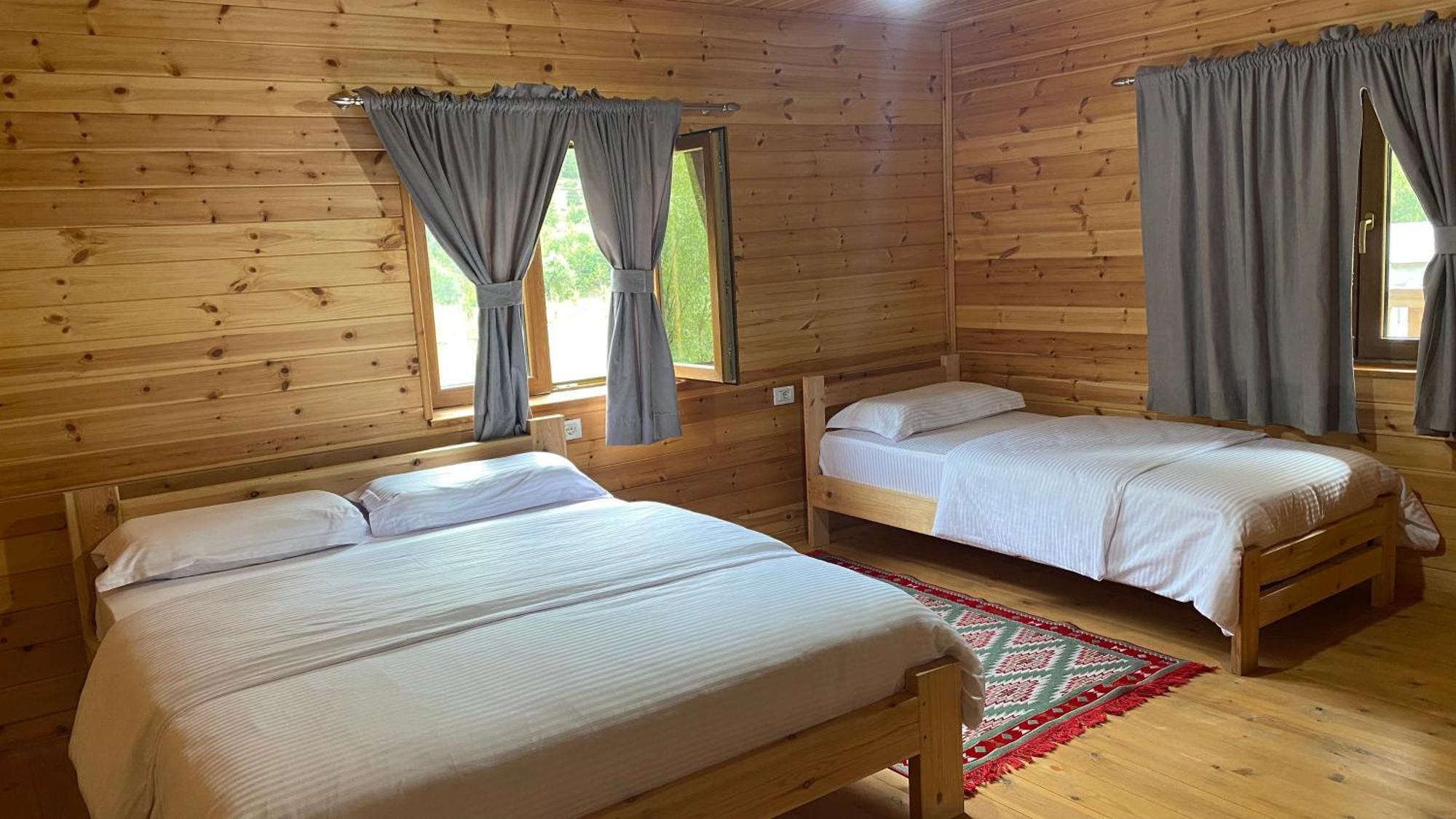Hotel Bujtina Leke Gerla Theth Zewnętrze zdjęcie